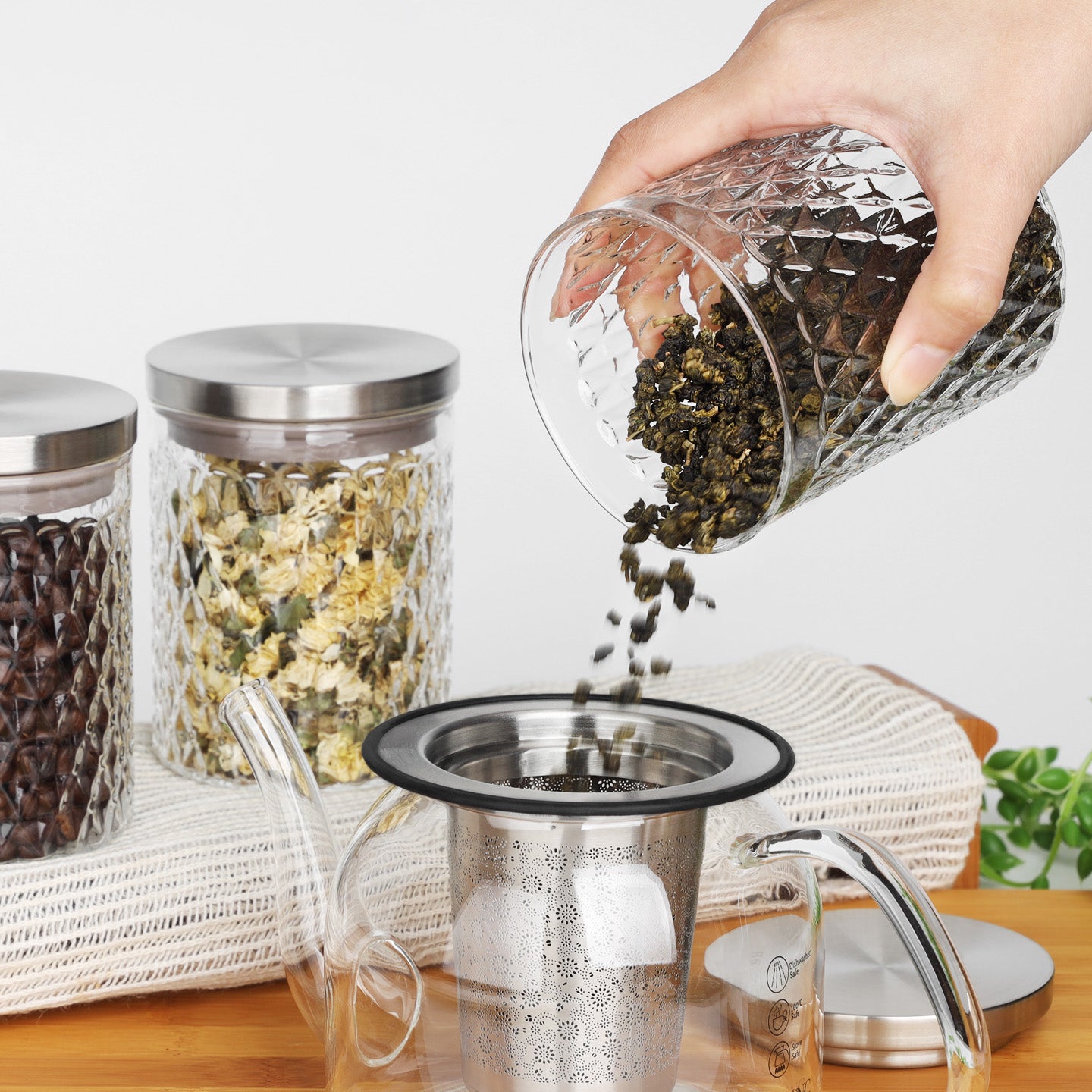 Half Cup Glass Spice Jar - The Spice & Tea Shoppe