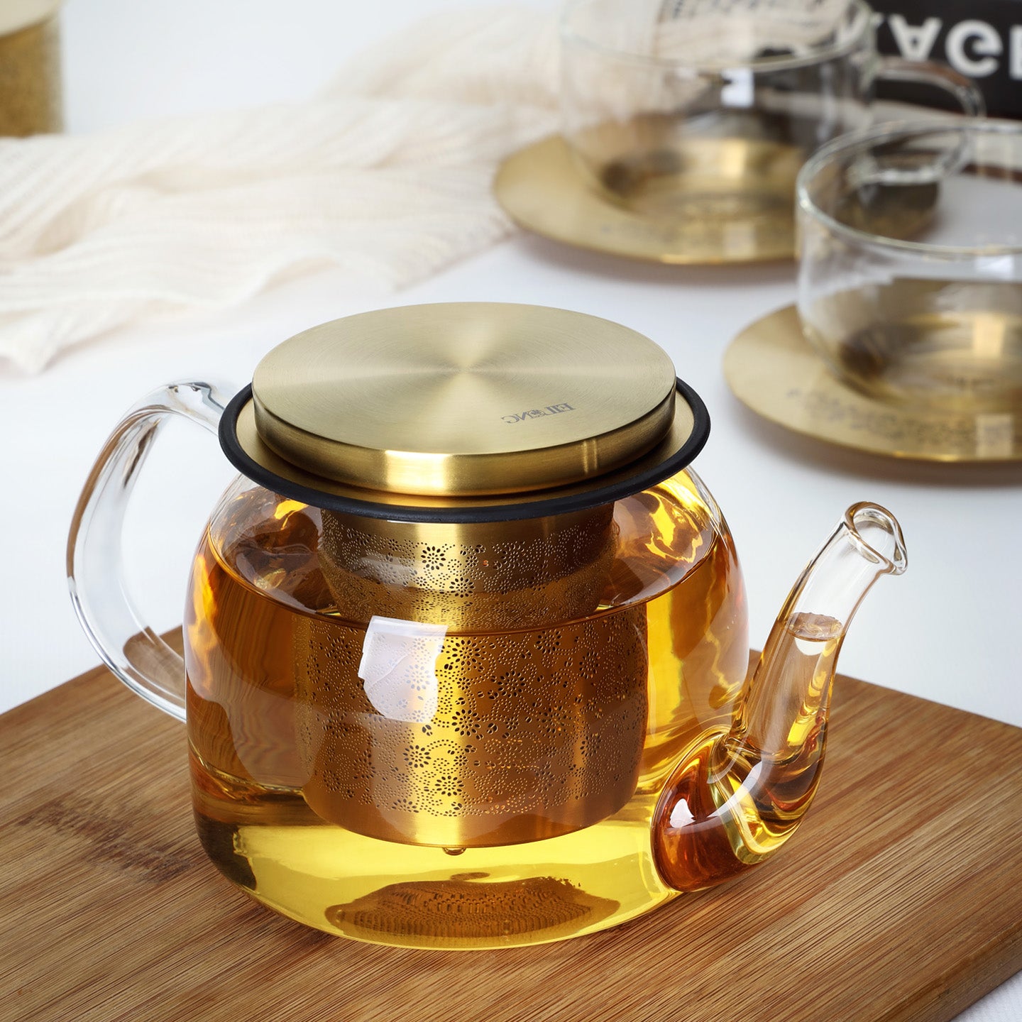 Golden Beauty Tea Glass - ANATOLI - Handcrafted Luxury Accessories