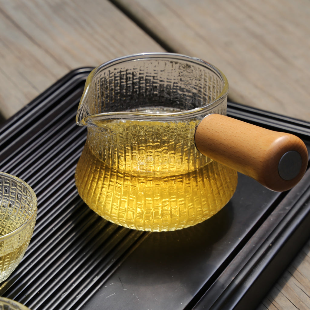 Chinese Tea Pitcher-Shell Glass Pitcher 8oz 1