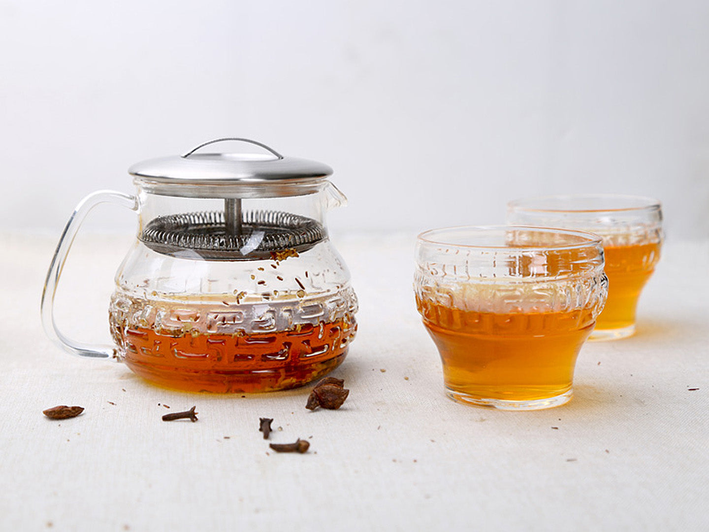 https://www.eilong.com/cdn/shop/products/small_glass_teapot_Tea_Master_Bagua_400ml_06.jpg?v=1651110803